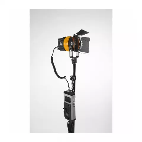 FST SPL-1200 Светодиодный осветитель